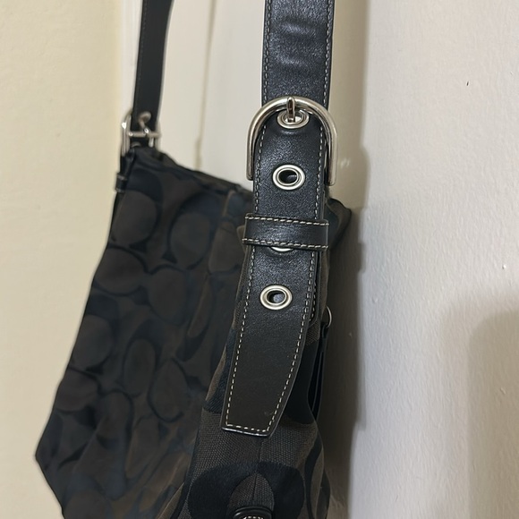 Y2K Coach Hobo Signature Black Logo Crossbody Satchel F1060-F15067 - Picture 3 of 11